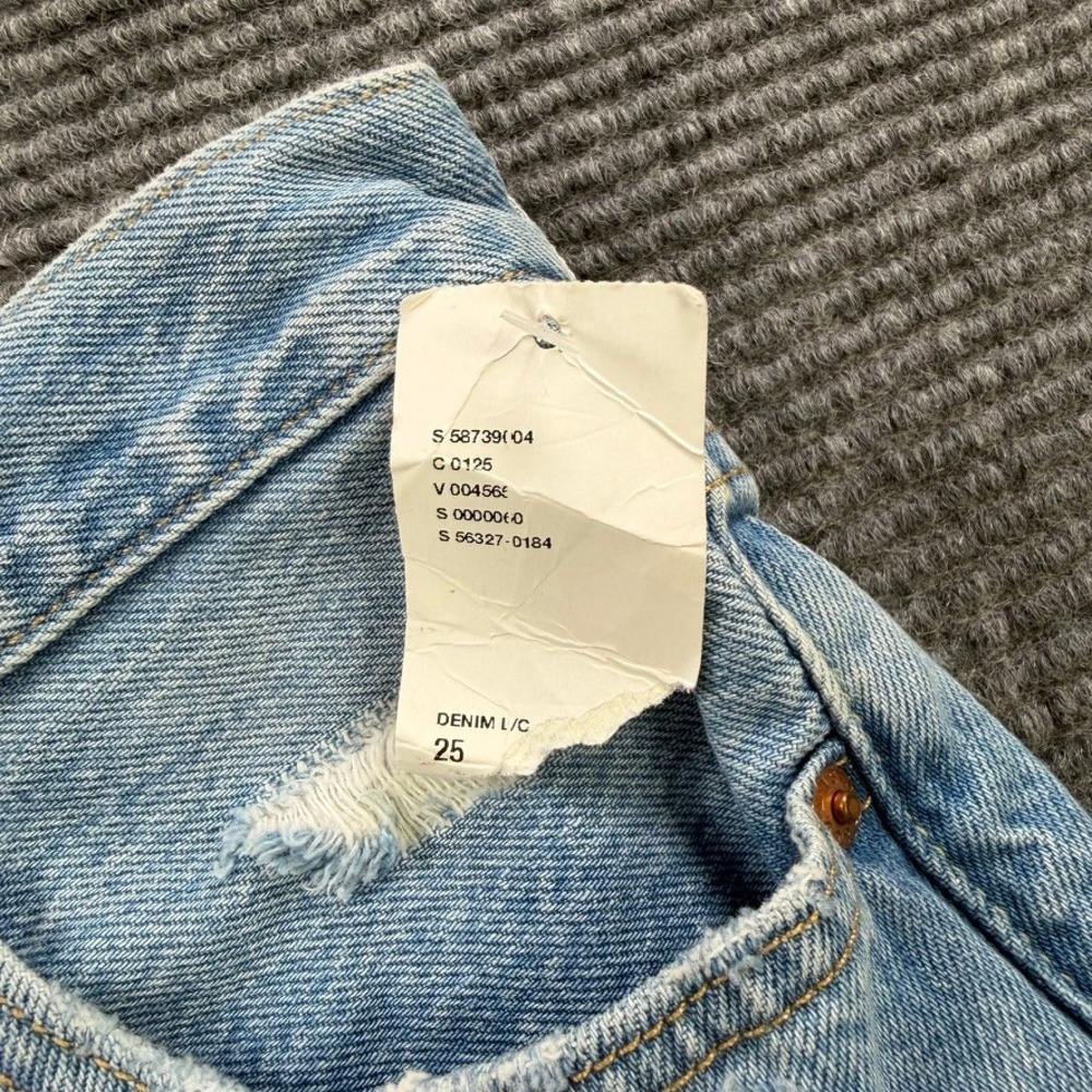 NEW Levis Premium 501XX High Rise Distressed Denim Shorts Womens 25 Light Wash - Picture 8 of 16